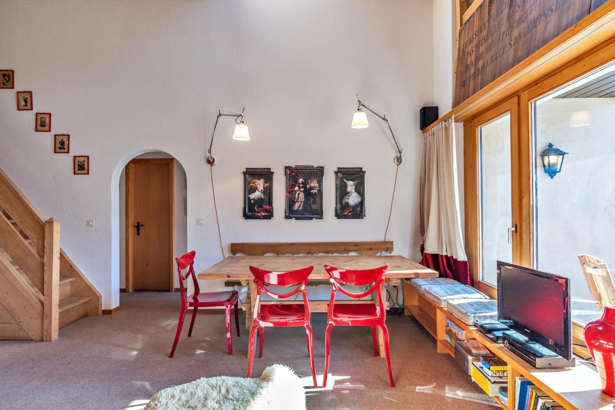 Chesa Panorama B - La Punt Appartement Buitenkant foto